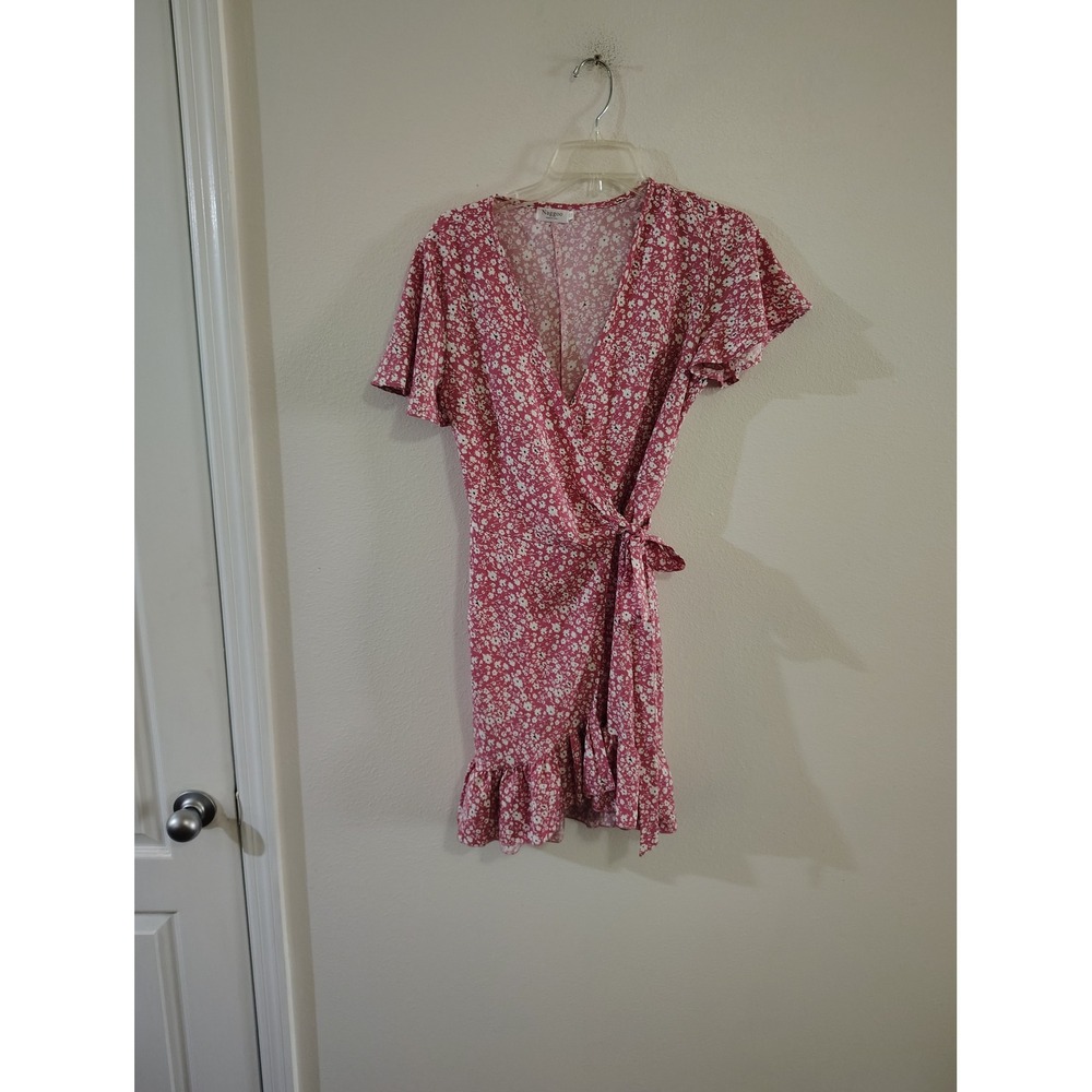 Naggoo Pink Floral Wrap Dress Short Sleeve Ruffle Hem Mini V-Neck Small